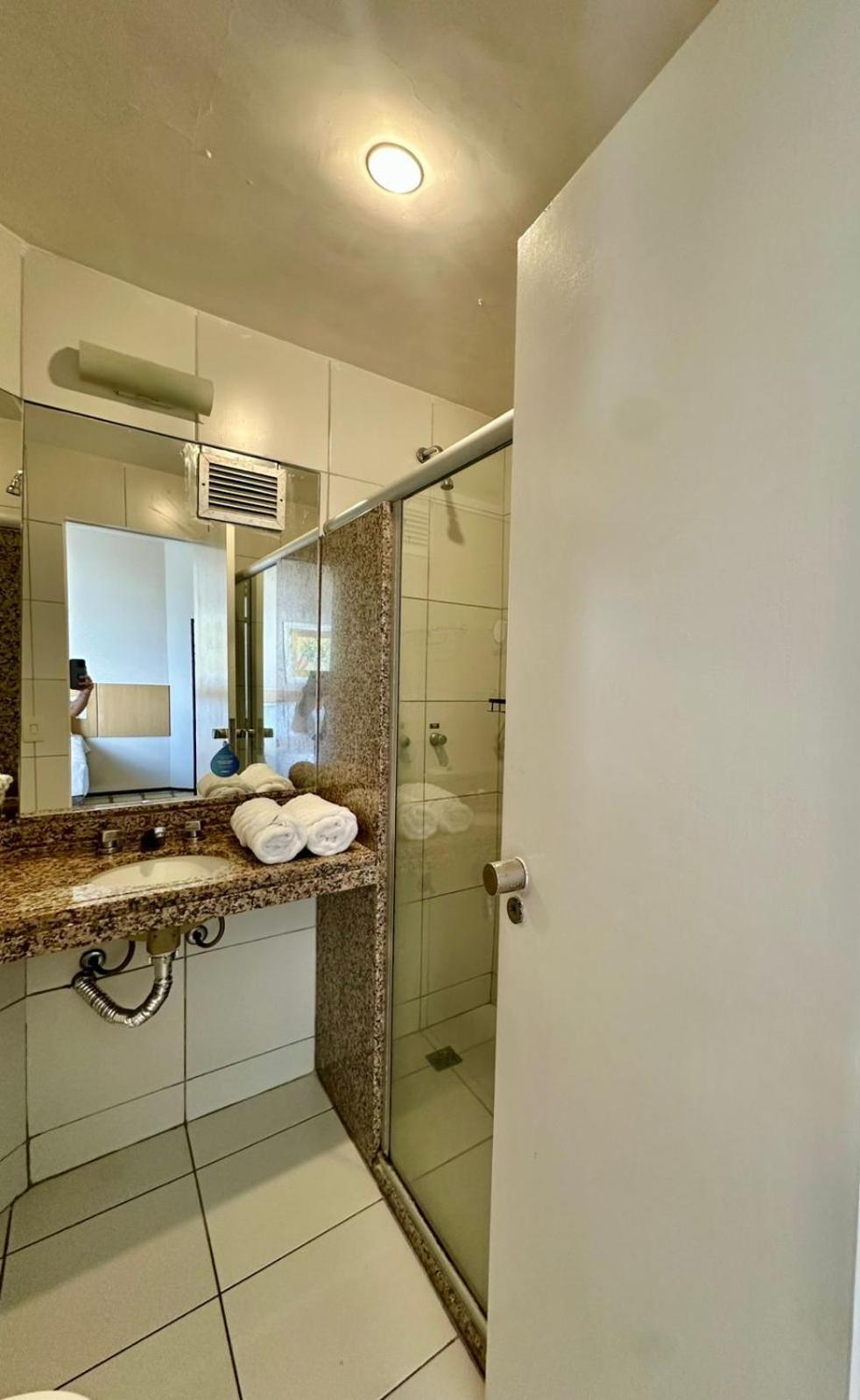 951b Golden Beachfront 27m Air Tv Apartamento Fortaleza (Ceara)